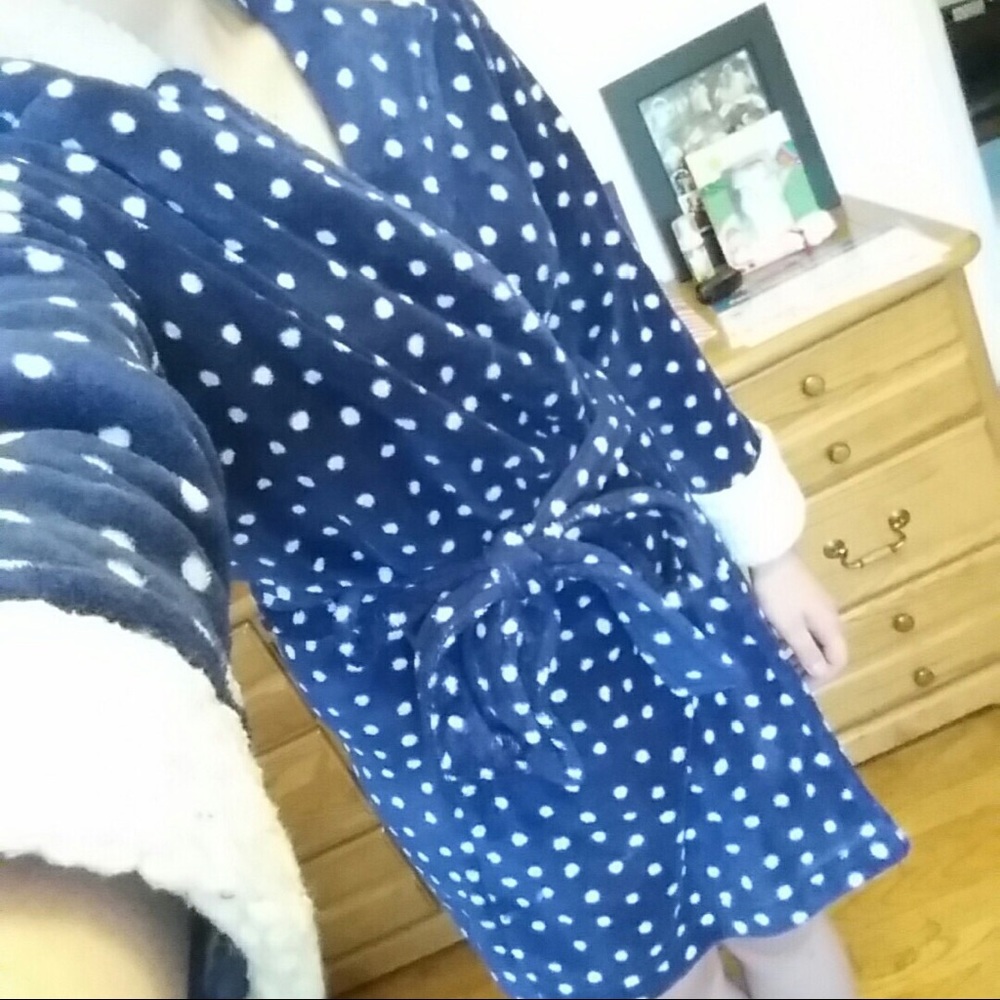 DearFoams Bath Robe - Picture 2 of 4